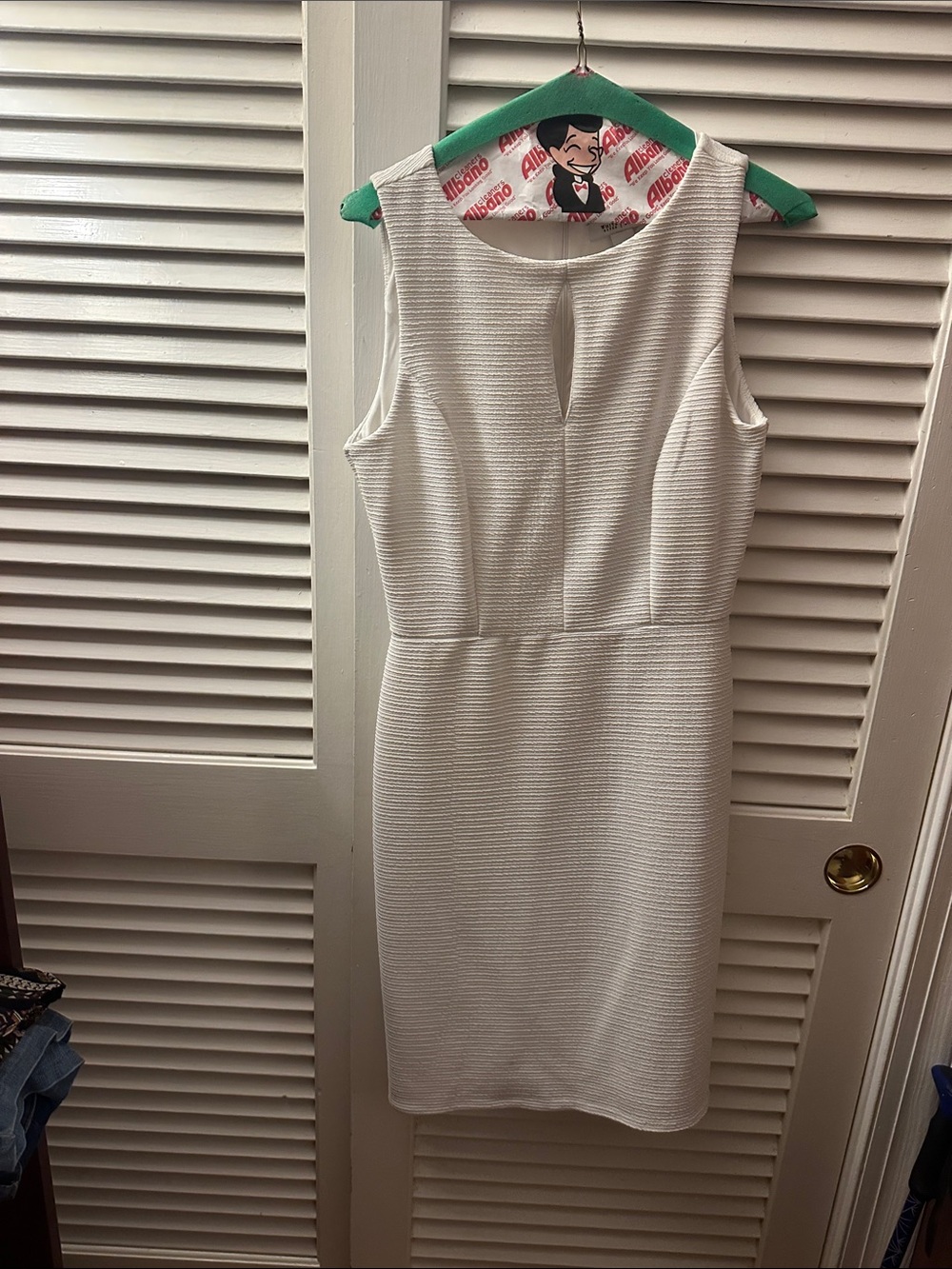 White House Black Market Textured White Sleeveless Sheath Dress